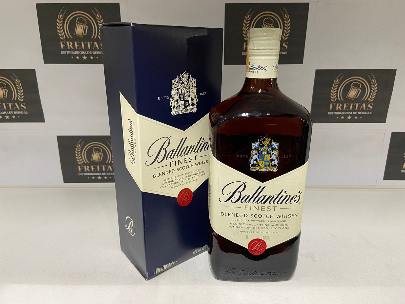 WHISKY BALLANTINES FINEST 1 LITRO Freitas Bebidas